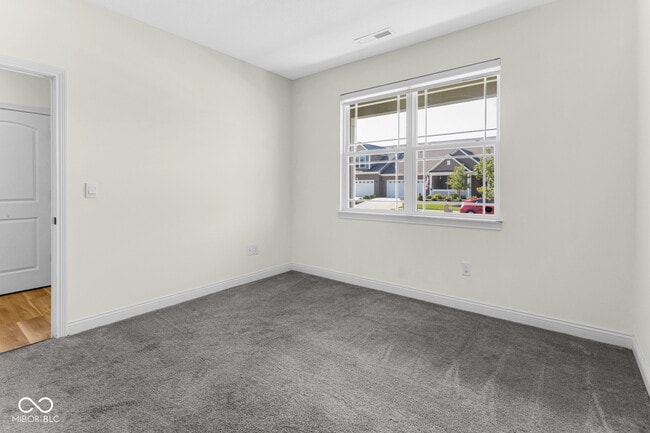 Building Photo - 8828 Twain Ln