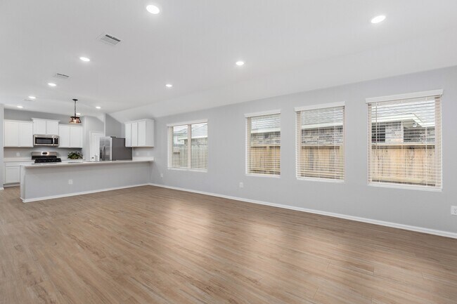 Building Photo - 6327 Arcadia Sound Ln