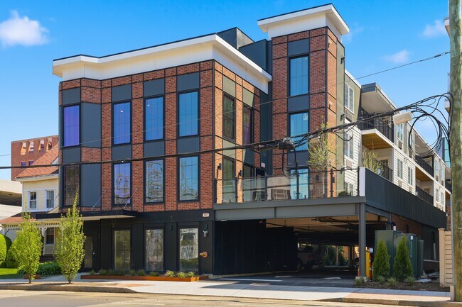 Building Photo - Bedford Creative