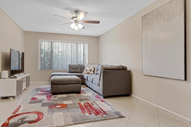 Building Photo - 1812 N McAllister Ave