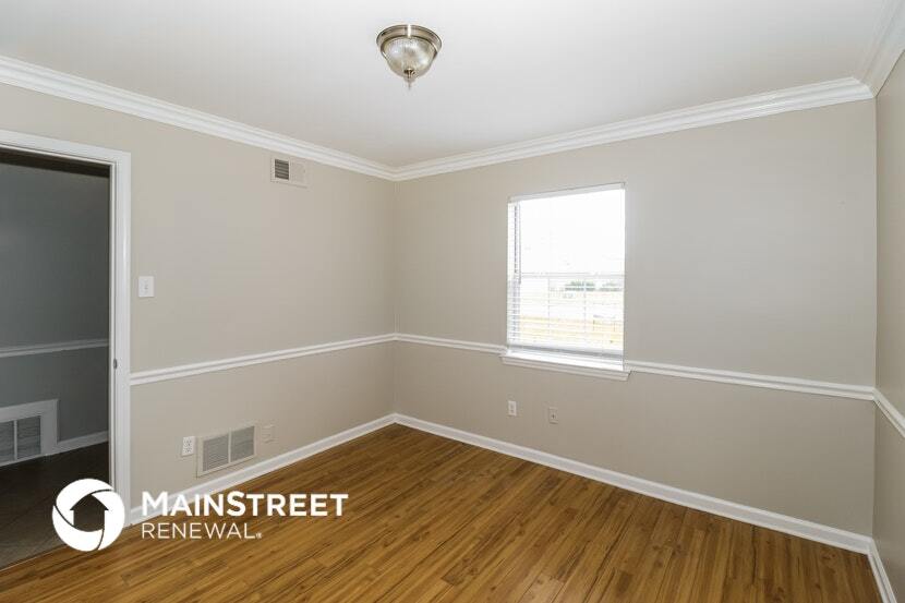 Building Photo - 10176 Fox Chase Dr