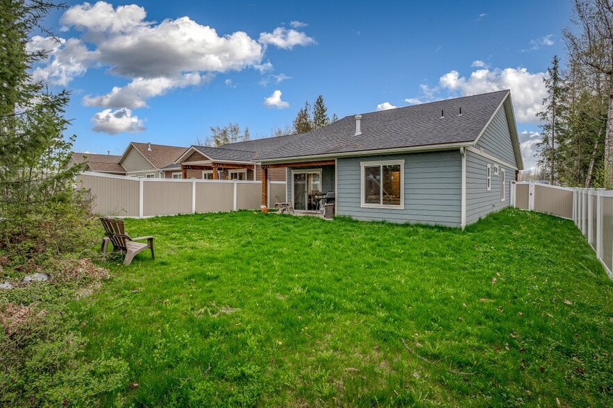 Building Photo - 195 Jasper Loop