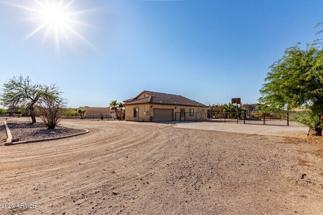 Building Photo - Massive Equestrian Property with Mountain ...