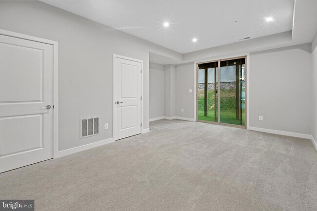 Building Photo - 174 Bethlehem Pl