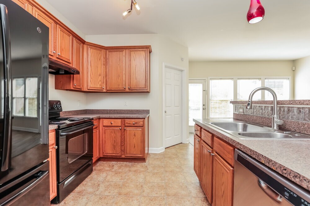 Building Photo - 7854 Rainey Dr