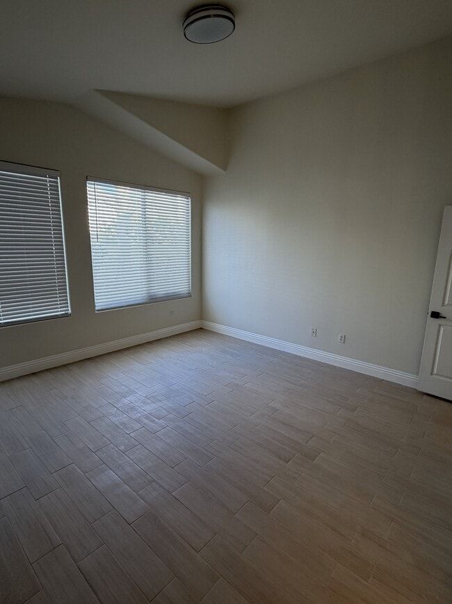 Building Photo - 202 Waterton Lakes Ave