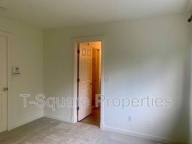 Building Photo - 15510 132nd Pl NE