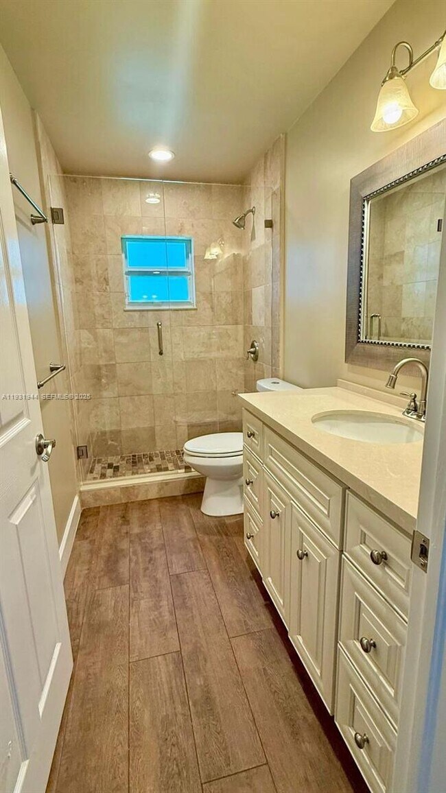 Building Photo - 388 Carrington Dr