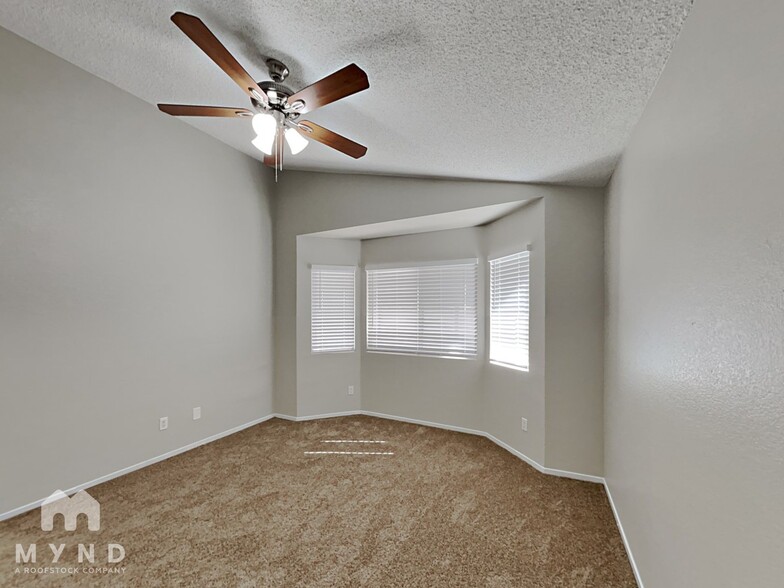 Building Photo - 1508 Sapphire Springs Cir