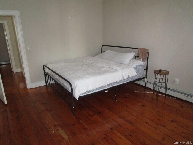 Building Photo - 114 NY-284