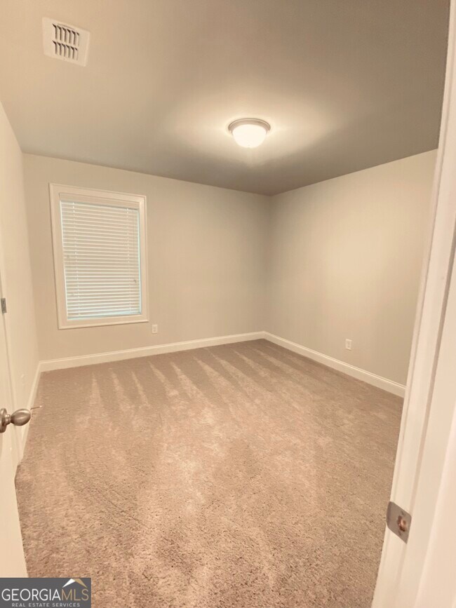 Building Photo - 3290 Summerpoint Crossing