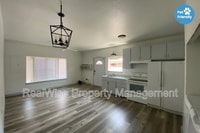 Building Photo - 1547 1/2 Grand Ave