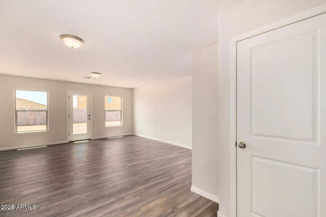 Building Photo - 8500 W Coronado Dr