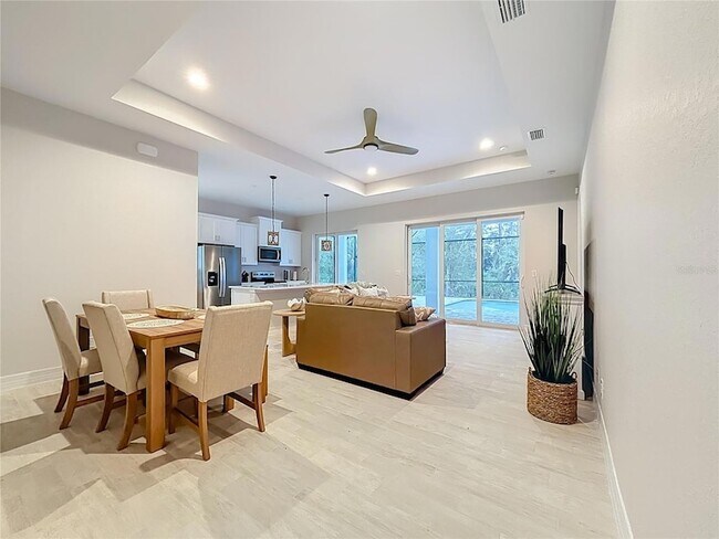 Building Photo - 107 Swan Dr