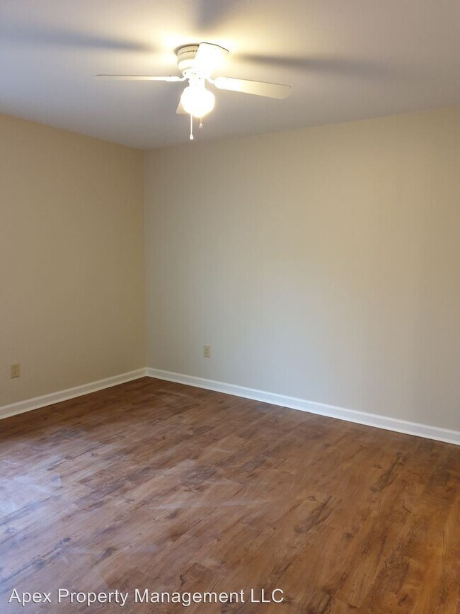 Building Photo - 2 br, 2 bath House - 304 Hawthorne Oaks Way