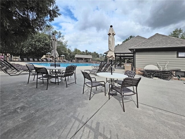 Building Photo - 5425 Fieldfreen Dr