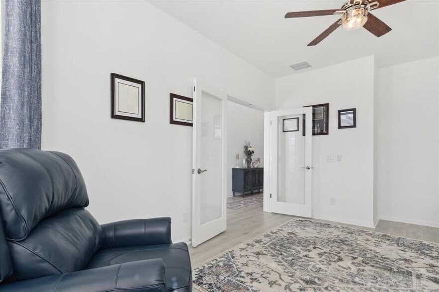 Building Photo - 636 Horizon Ct
