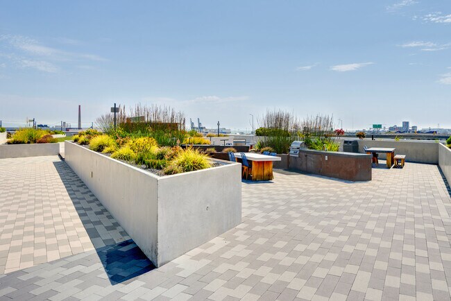 Building Photo - 1395 22nd St