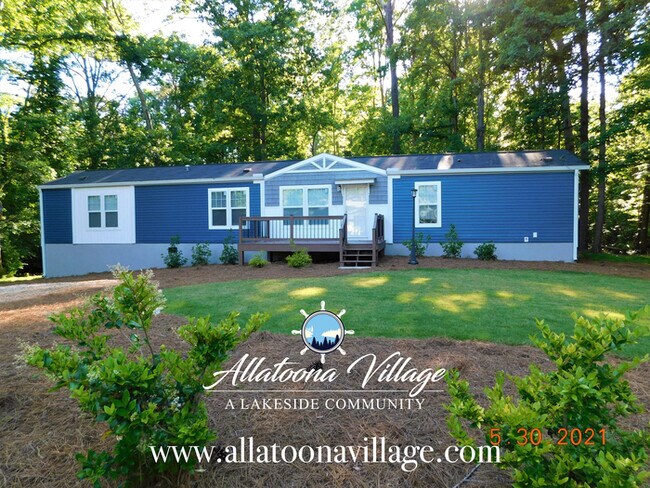 Primary Photo - Complete Privacy in this new 3BR/2Bth Hous...