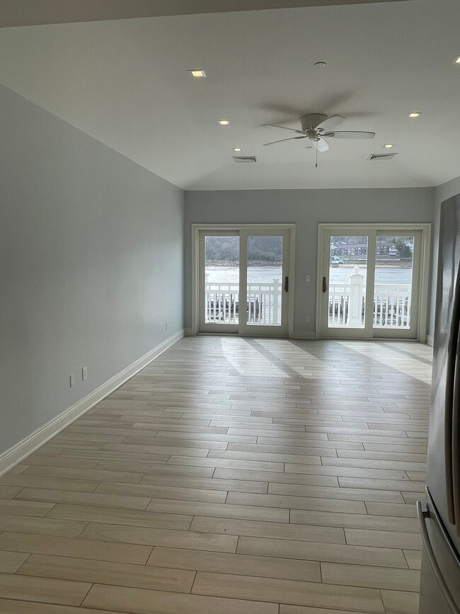 Building Photo - 270 Ocean Ave