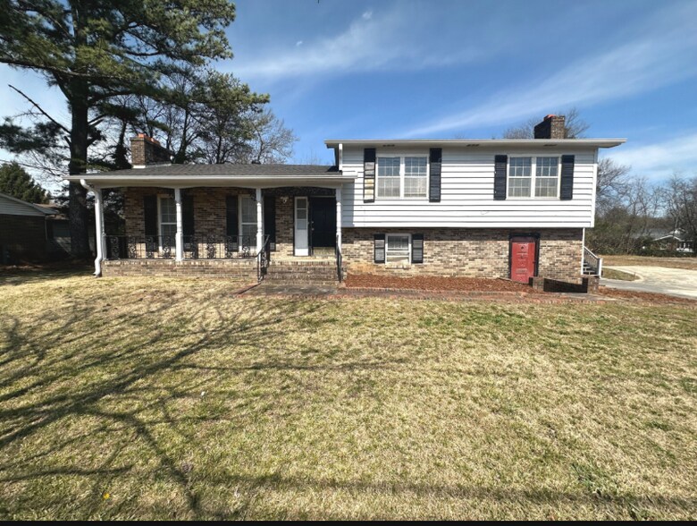 Building Photo - 2718 Winchester Rd NW