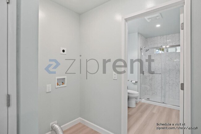 Building Photo - 1151 Francine Ct