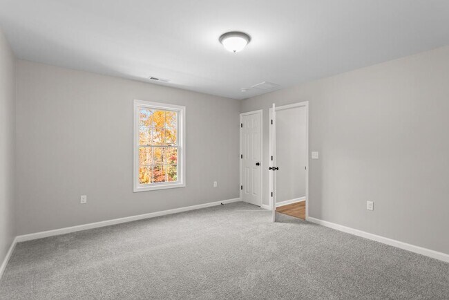 Building Photo - 317 Ivanhoe Ave