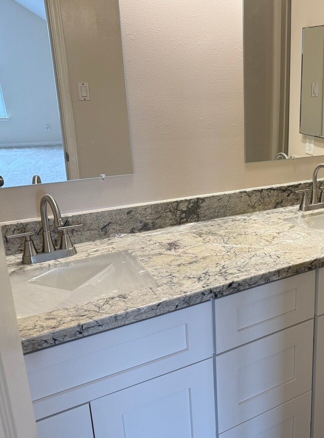 Building Photo - 2226 Dawn Shadow Way