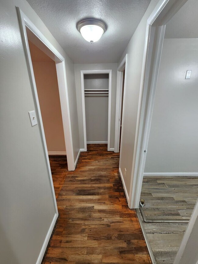 Building Photo - Nice, big, and updated 2BR rancher with full basement, parking off street and carport!