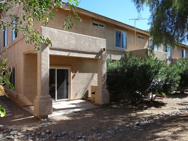 Building Photo - 12820 N Mountainside Dr