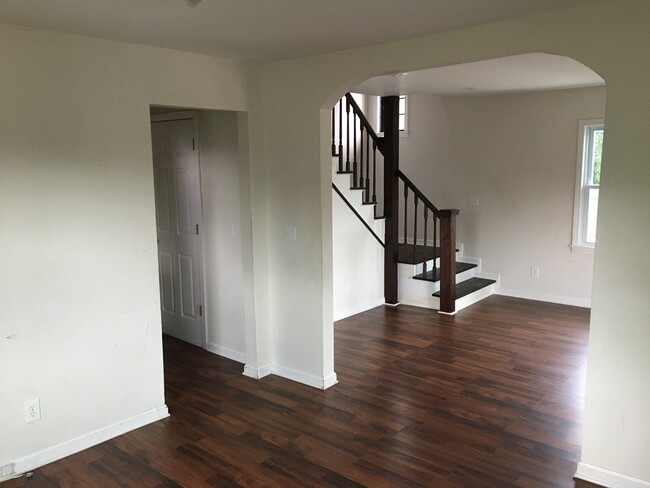 Dining room - 86 Wilson Ave