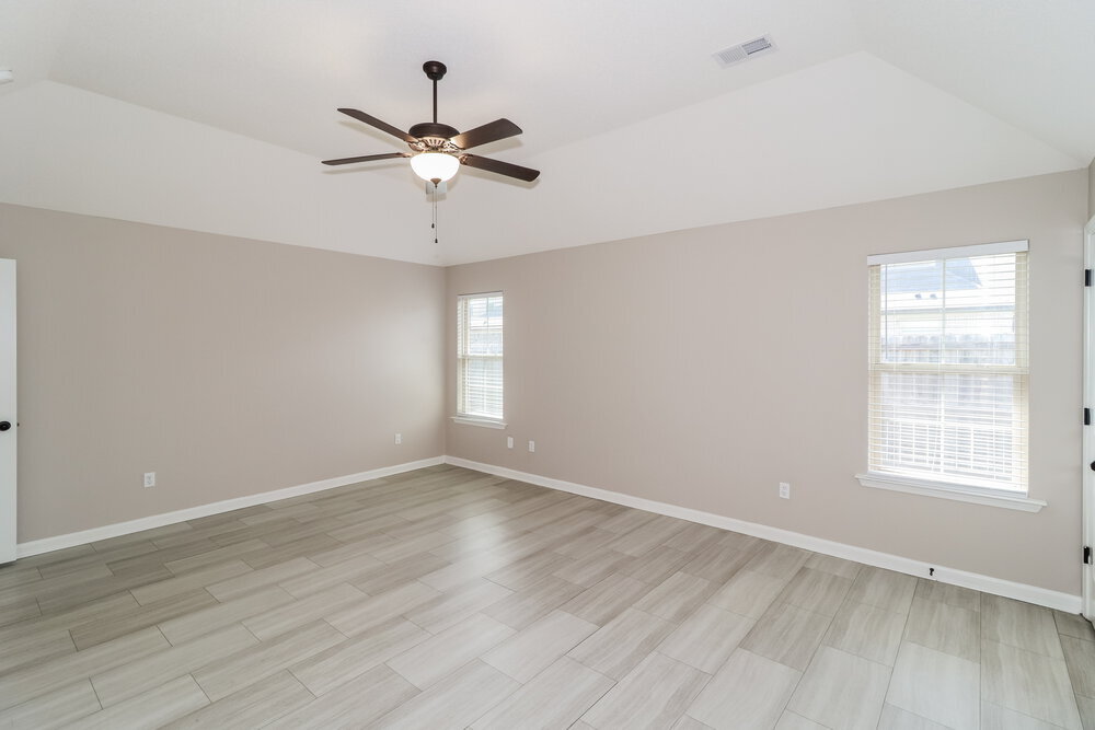 Building Photo - 1075 Carib Loop W
