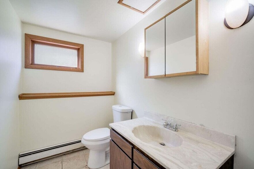 Building Photo - 4321 N 99th St