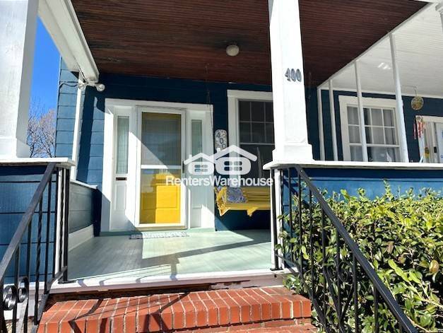 Building Photo - 400 Rossiter Ave