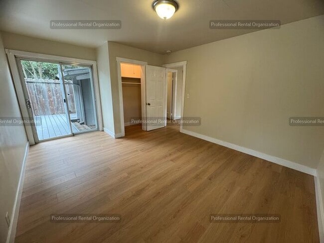 Building Photo - "Available Now".......... one-bedroom, one-bathroom house located in the heart of Napa Valley!!