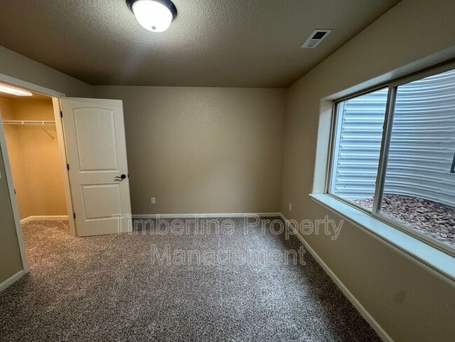Building Photo - 5348 Oak Spring Heights