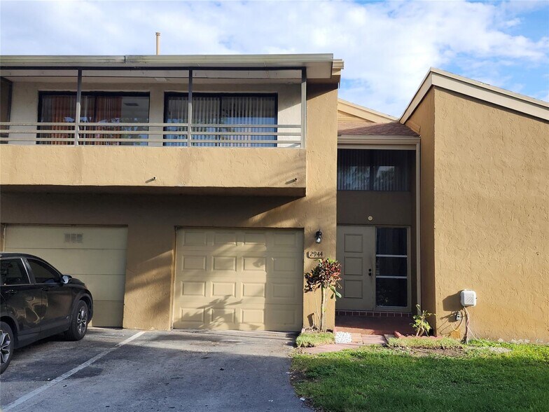 Building Photo - 2944 W Missionwood Ln
