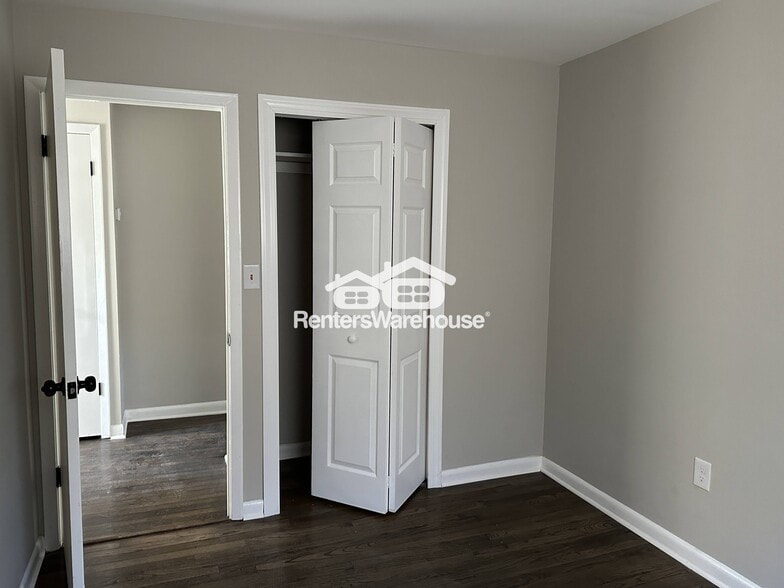 Building Photo - 1023 Cedarcroft Rd