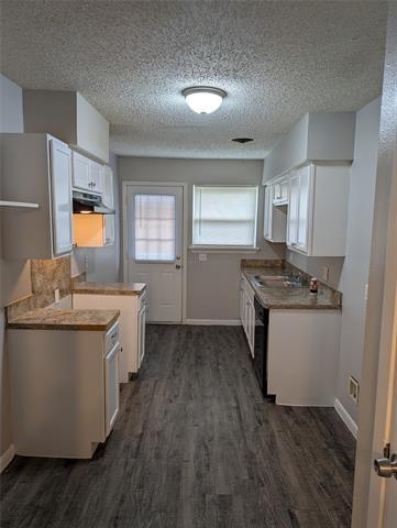 Building Photo - 5325 Hensley Dr