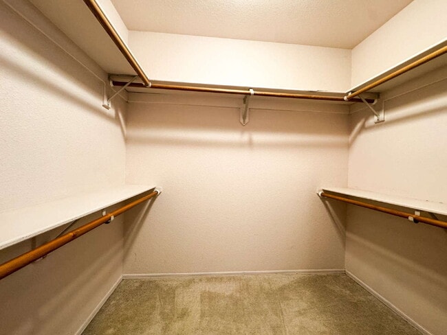 Building Photo - "Charming 3-Bedroom, 2-Bathroom Mesa Del S...