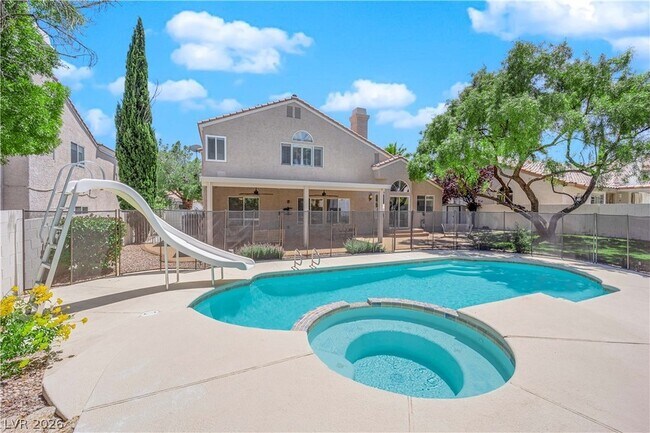 Building Photo - 8112 Tropic Isle Cir