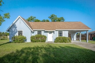 Building Photo - Charming 3-Bed, 1-Bath Home - Fully Remodeled & Move-In Ready!