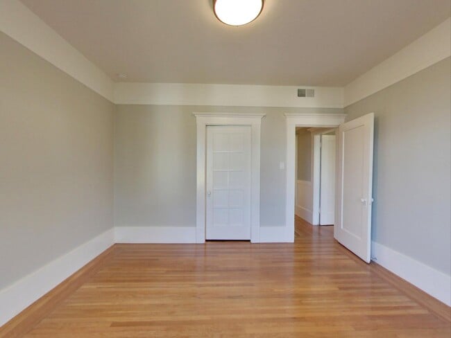 Building Photo - 1351-1353 5th Avenue (1233r)