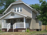 Building Photo - 728 N Frances St