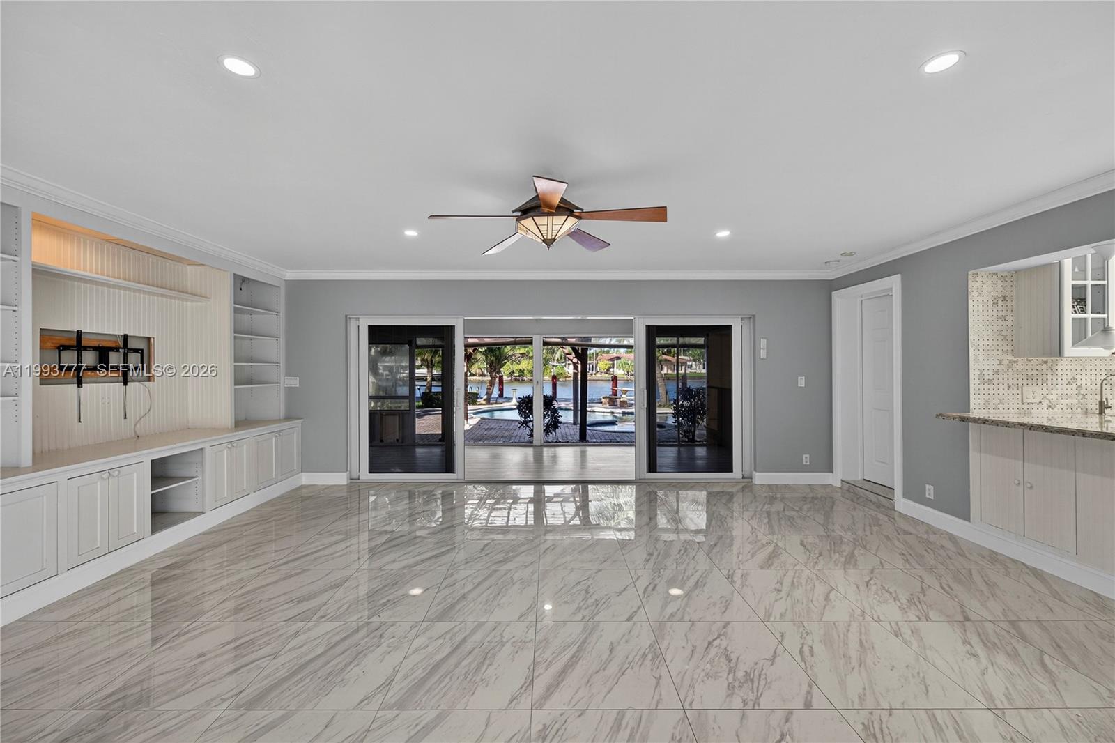 Building Photo - 2801 Coral Shores Dr