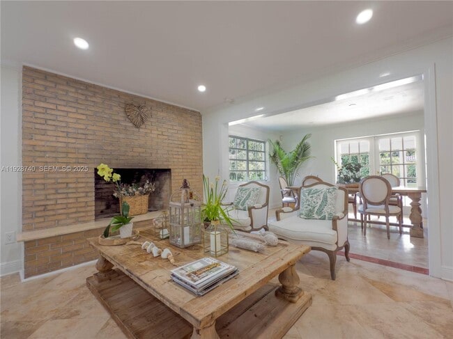 Building Photo - 730 SW 80th St