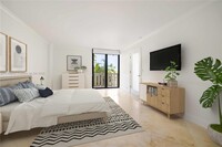 Building Photo - 1121 Crandon Blvd
