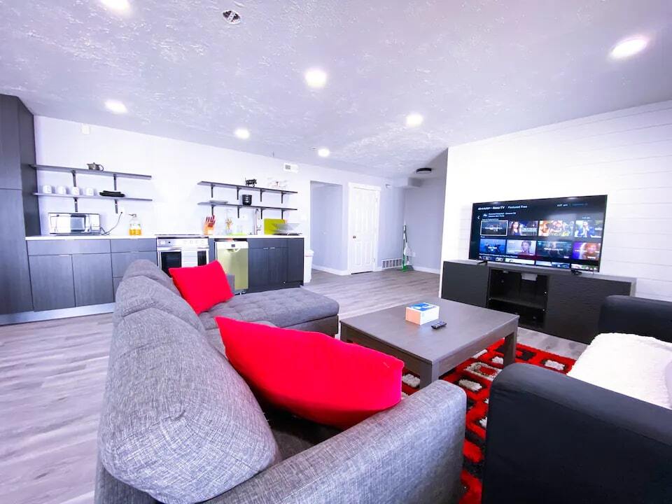 Building Photo - 14380 Henry Day Rd