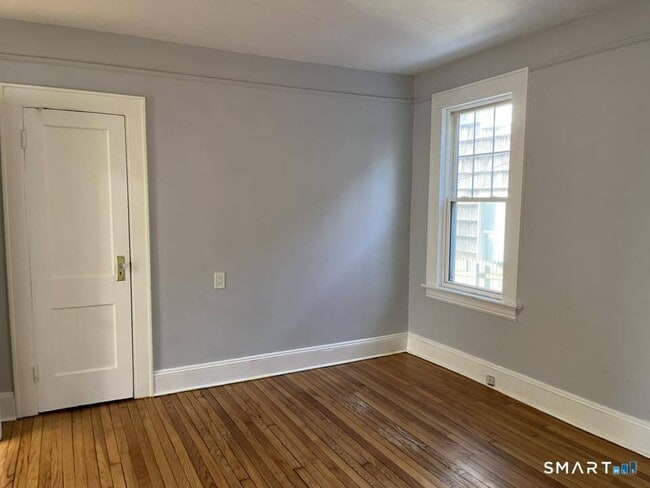 Building Photo - 102 Remington St