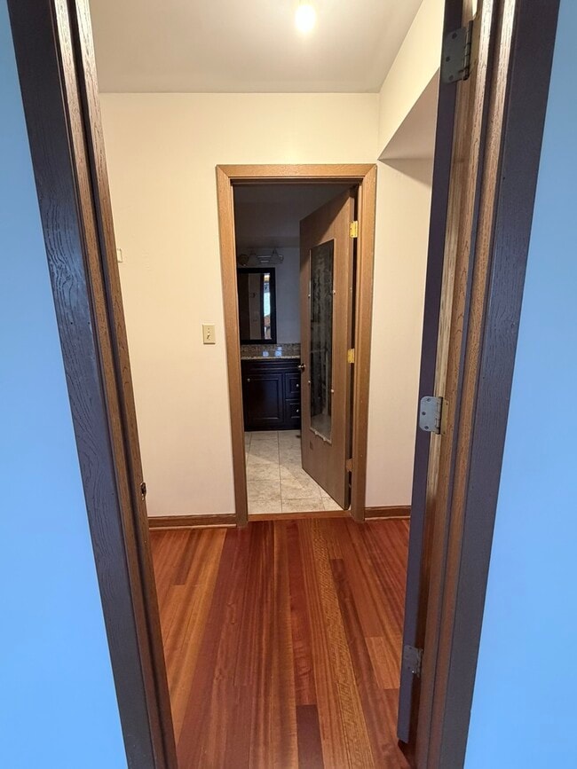 Building Photo - 1817 Altoona Ct